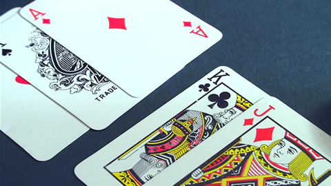 Magic Tricks - Playing Cards: 3 Card Selection