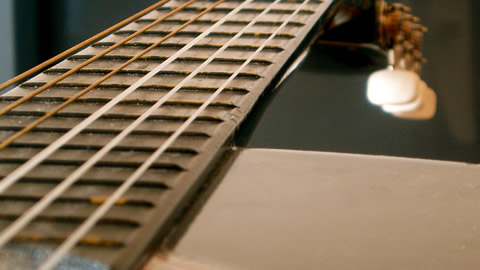 Music Instruments: Guitar Riffs & Technique Tips - Heavy Metal